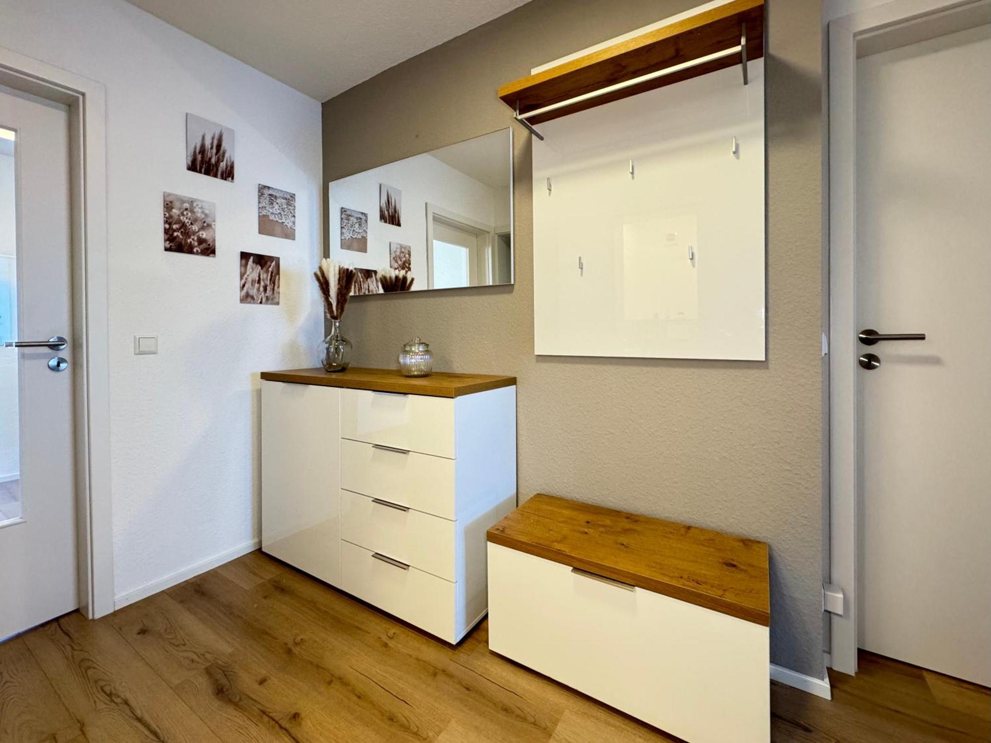 3 Zimmer Apartment, 90 Qm, Ruhig Und Zentrumsnah, Max 6 Pers, 15 Qm Balkon , Private Garage, Internet 1000 Mbit Sindelfingen Exterior photo